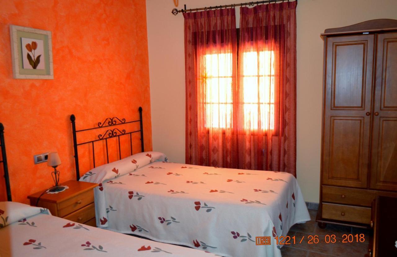 Posada La Reja Malpica de Tajo Luaran gambar