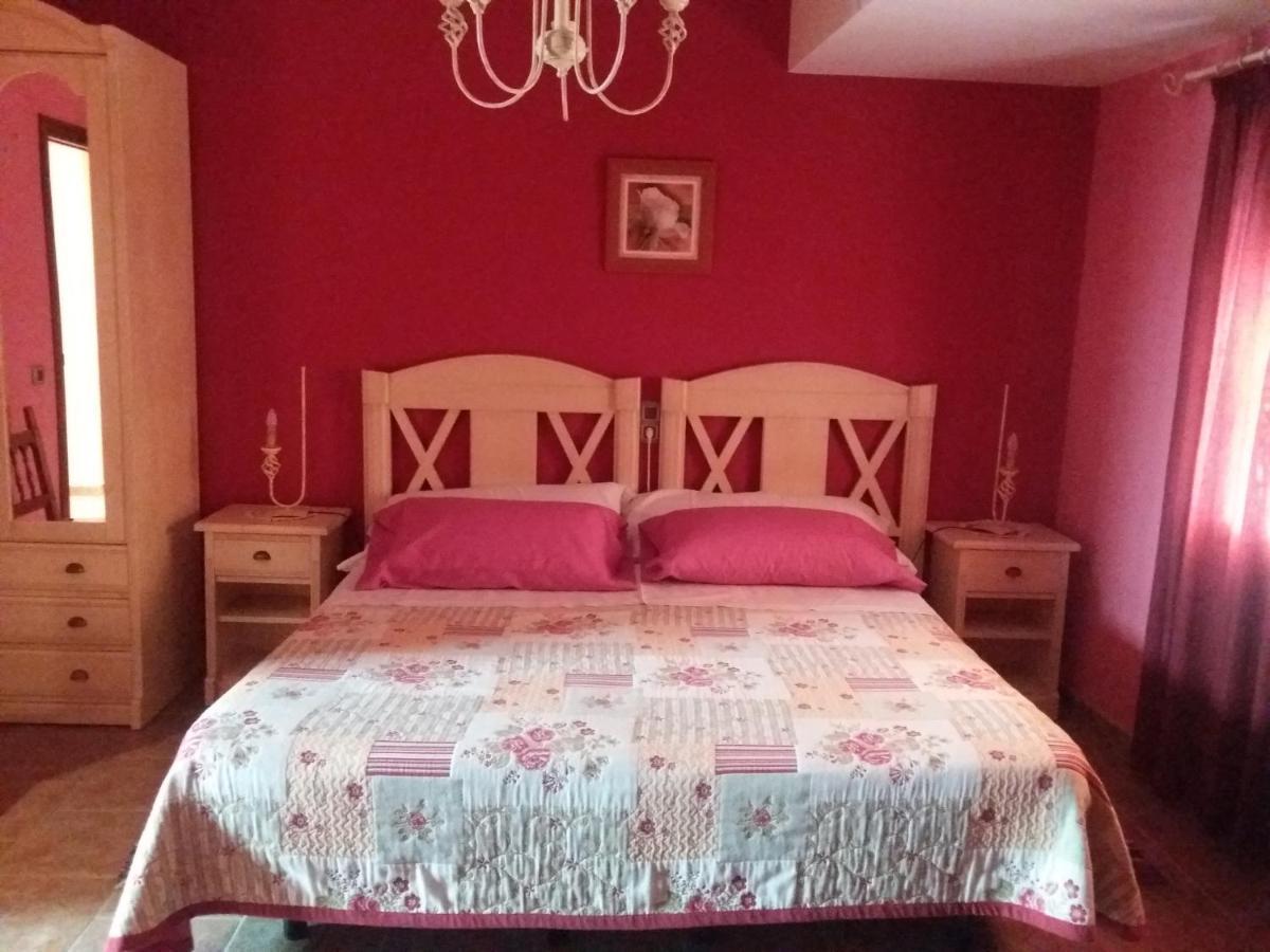 Posada La Reja Malpica de Tajo Luaran gambar