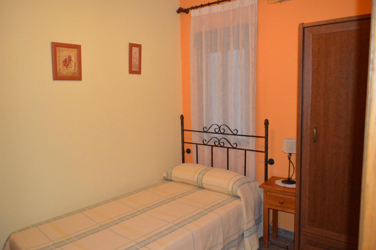 Posada La Reja Malpica de Tajo Luaran gambar