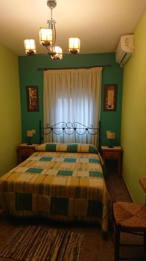 Posada La Reja Malpica de Tajo Luaran gambar